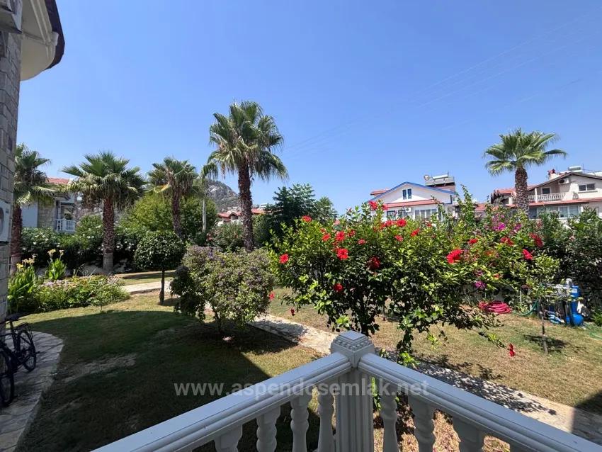 Eckgrundstück Mit 980 M² Und 5+1 Zimmern In Dalyan, Maraş, Zu Verkaufen.