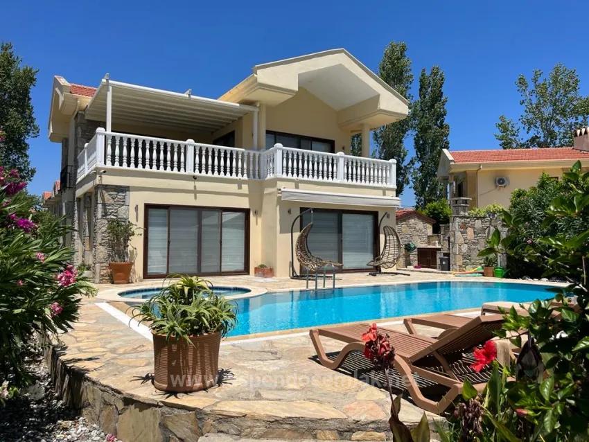 Dalyan In Arıkbaşı 4+1 Zu Verkaufende Villa