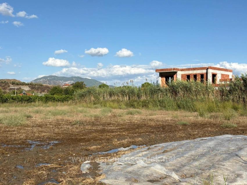 3900 M² Großes Grundstück Mit Baugenehmigung In Ortaca Yesilyurt Zu Verkaufen