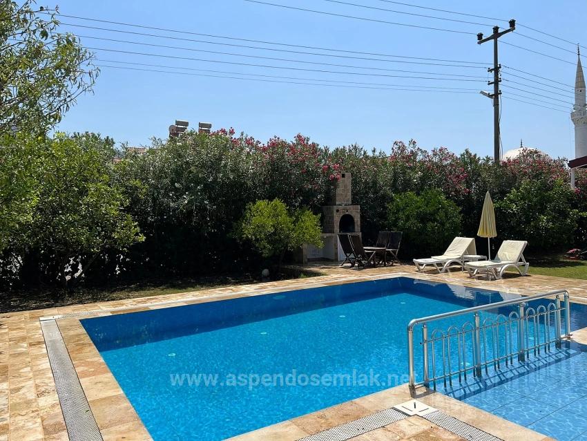 Eckgrundstück, 600 M², 3+1 Villa In Dalyan Zu Verkaufen.