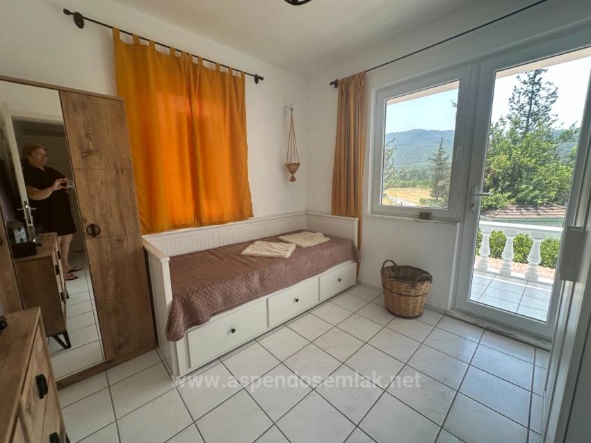 3+1 Villa Zum Verkauf Auf Einem 1151 M² Großen Grundstück In Okçular