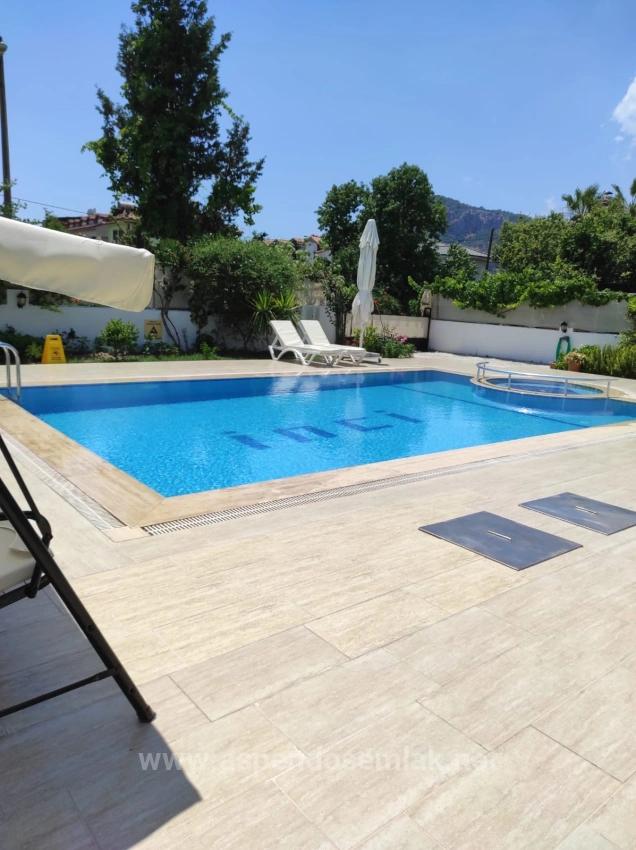 4+1 Villa Zum Verkauf Auf Einem Eckgrundstück Von 545 M2 In Dalyan Gülpınar
