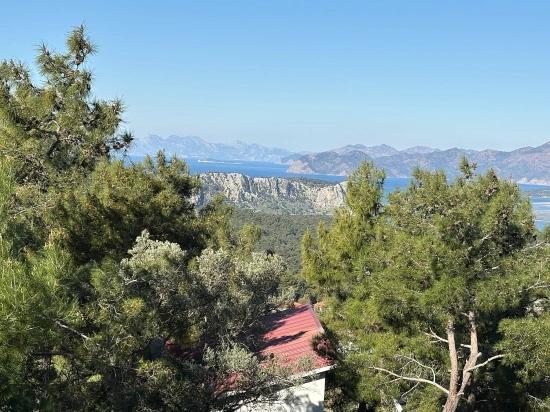 1000 M² Großes Grundstück Mit Meerblick Im Wohngebiet Gökbel Village Zu Verkaufen
