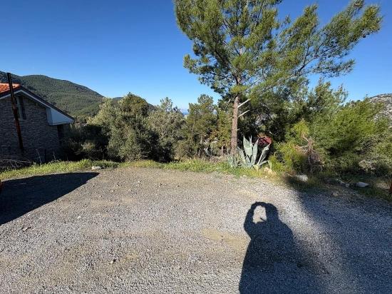 1000 M² Großes Grundstück Mit Meerblick Im Wohngebiet Gökbel Village Zu Verkaufen