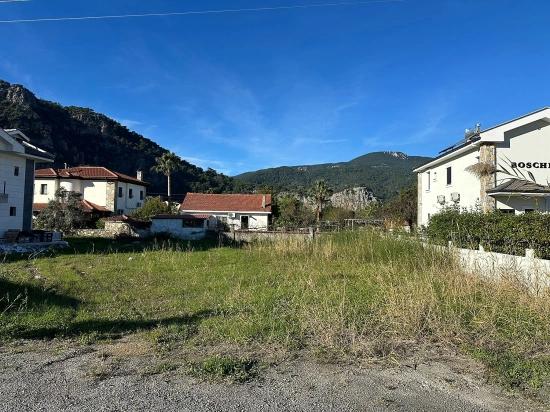 841 M² Großes Grundstück Zum Verkauf In Dalyan Gülpınar Mit 15 % Bebauung.