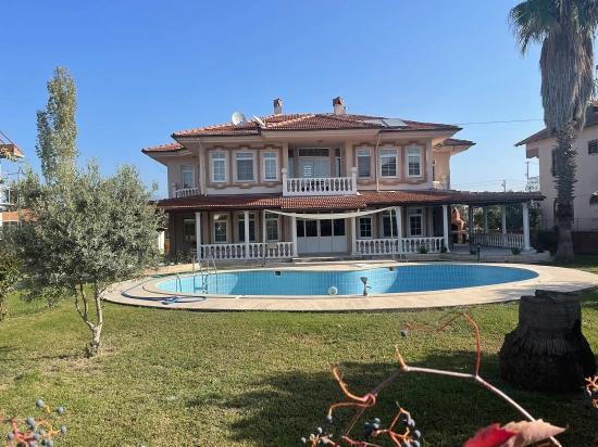 4+1 Villa Zum Verkauf Auf Einem 1000 M² Großen Grundstück In Dalyan