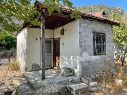 1+0-Zimmer Einfamilienhaus Zu Verkaufen in Çandır Bz. Köyceğiz - 2.765 m²