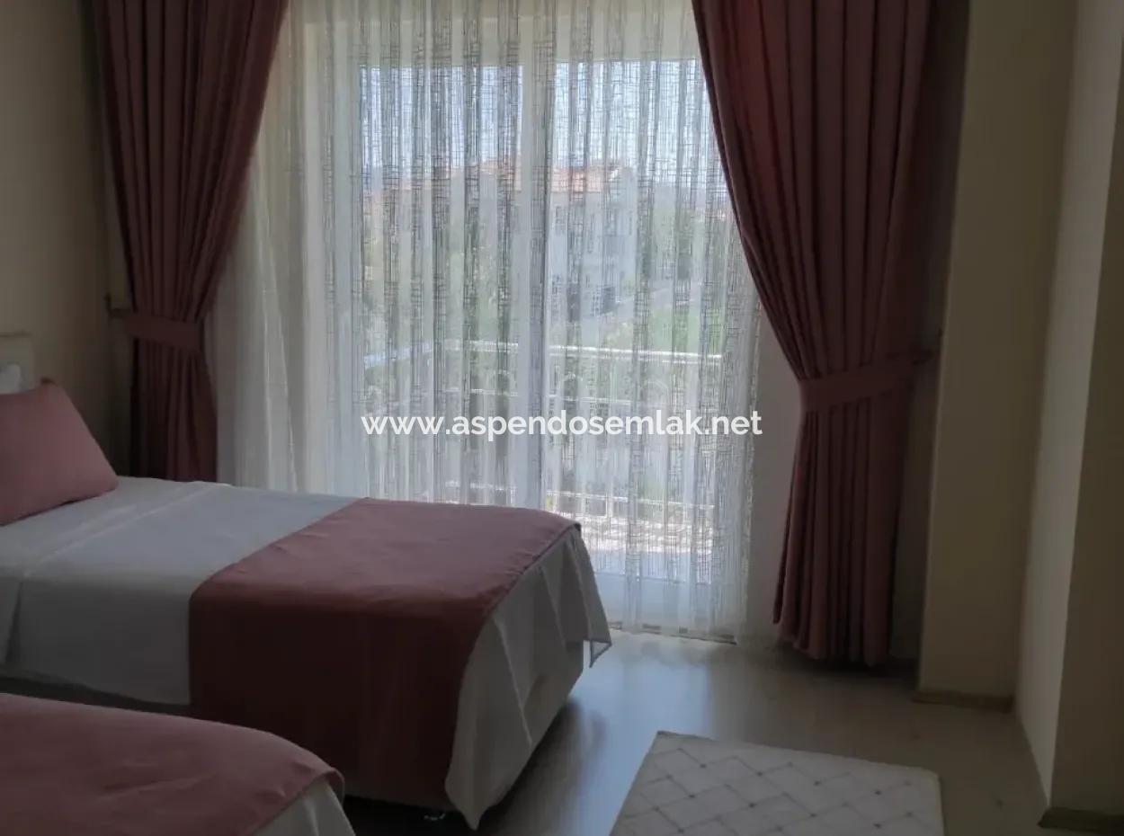 Dalyan Gülpinar'köşebaşi 545M2 Grundstück Zum Verkauf 4 1 Villa