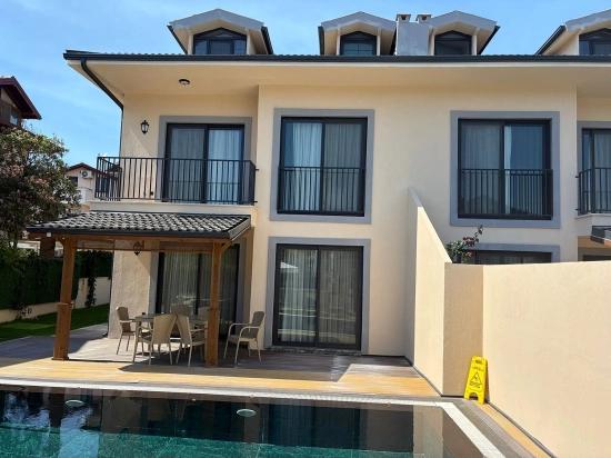 4+1 Villa Zum Verkauf In Gülpınar, Dalyan