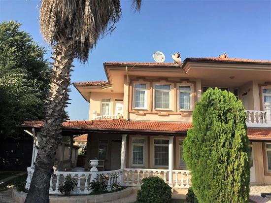 4+1 Villa Zum Verkauf Auf Einem 1000 M² Großen Grundstück In Dalyan
