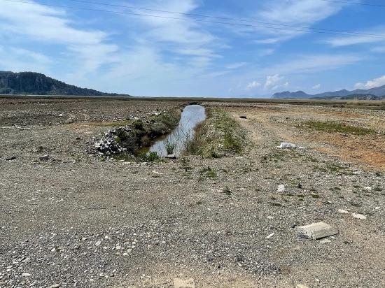 19.600 M² Großes Grundstück Zum Verkauf, Direkt An Der Straße Dalyan Iztuzu Beach Gelegen.