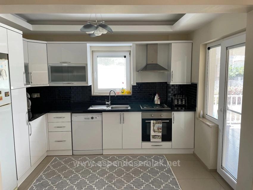 4+1 Villa For Sale On A 579M2 Plot In Dalyan Gülpınar