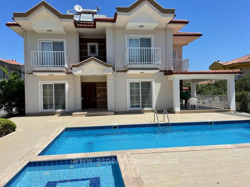 4+1 Villa For Sale On A 579M2 Plot In Dalyan Gülpınar