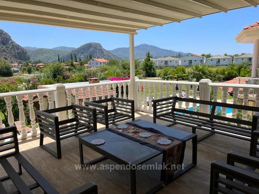 Dalyan In Arıkbaşı 4+1 For Sale Villa