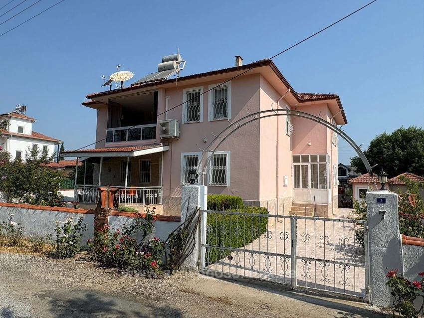Two-Story House For Sale On A 514M2 Plot In Okçular.