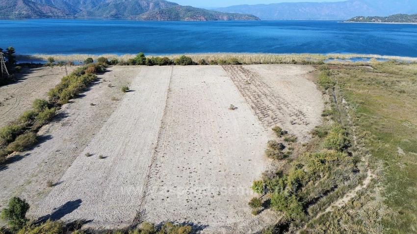 3210M2 2B Land For Sale In Çandır, Right On The Lakefront
