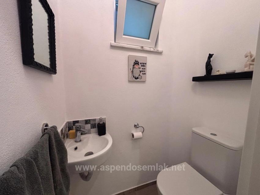 3+1 Villa For Sale On A 1151M2 Plot In Okçular