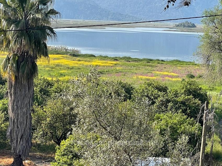 1252M2 Land For Sale With Lake View In Çandır