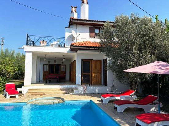 Villa For Sale On A 600M2 Plot In Dalyan Arıkbaşı