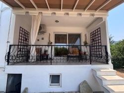 3+1 Villa For Sale On A 1151M2 Plot In Okçular