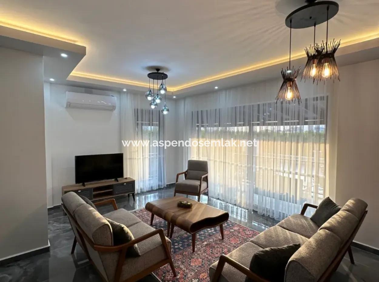 4 1 Villas For Sale In 14.136 M2 Field In Eskiköy