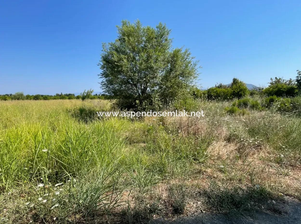 Land For Sale Of 1765 M2 In Okçular