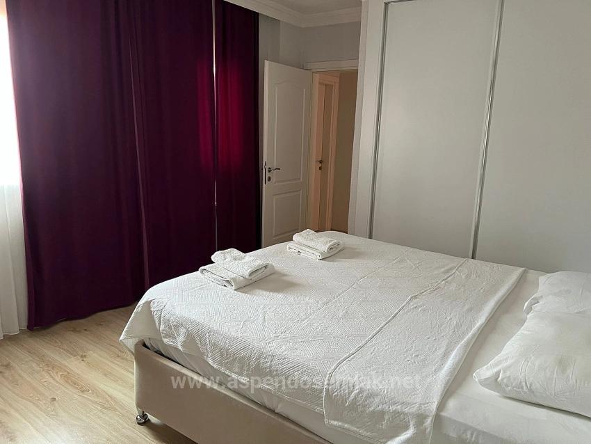 Угловой Участок, 600 М2, Вилла 3+1, Продается В Дальяне.