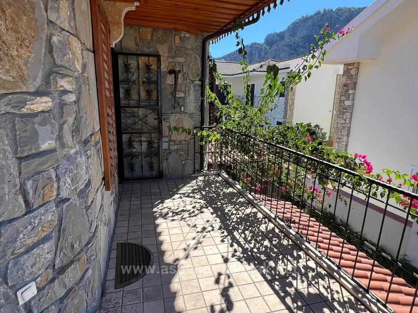 Каменная Вилла На Продажу В Дальян Гюльпынар На Участке 580М2