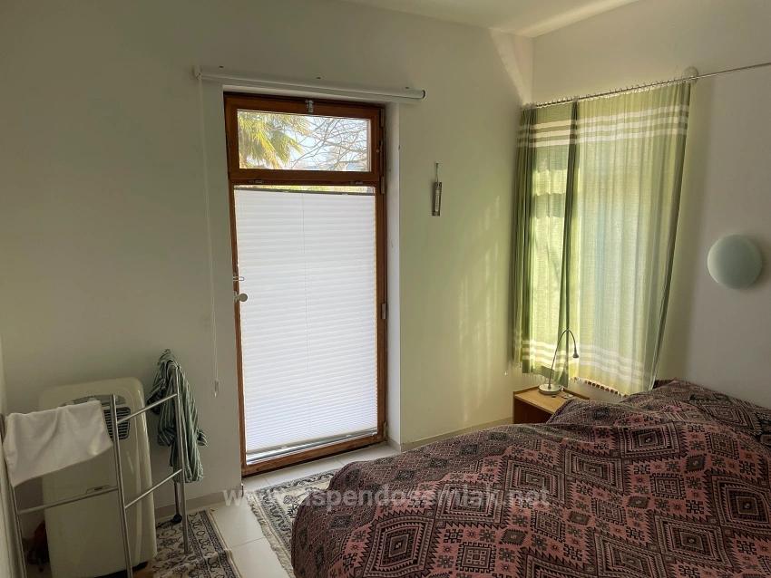 Продается Отдельно Стоящий Одноэтажный Дом На Участке Площадью 2882 М2 В Городе Эскикёй.