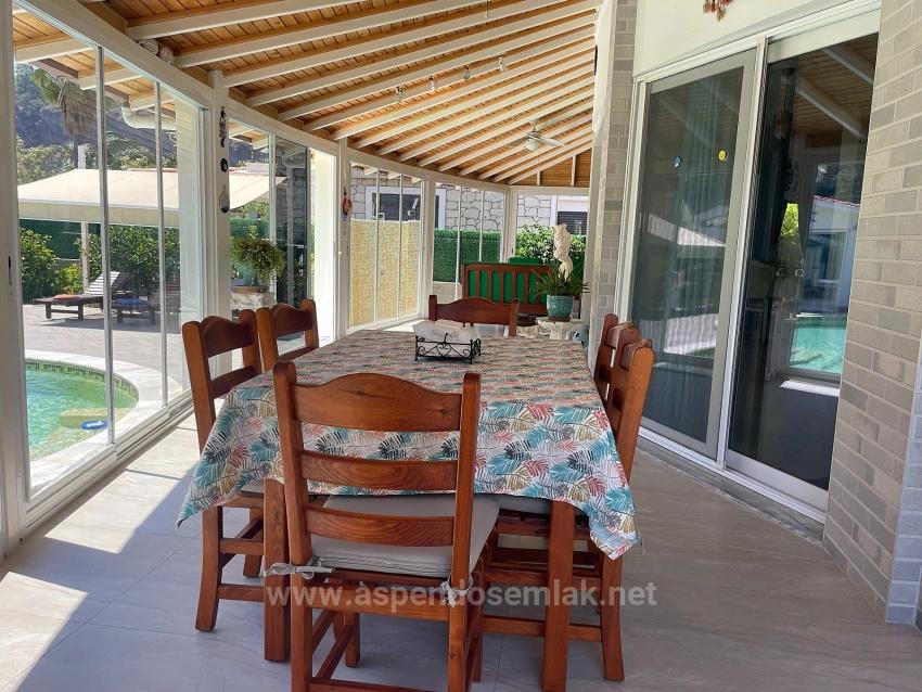 Вилла 4+1 На Продажу На Участке 720М2 В Дальяне, Гюльпынар