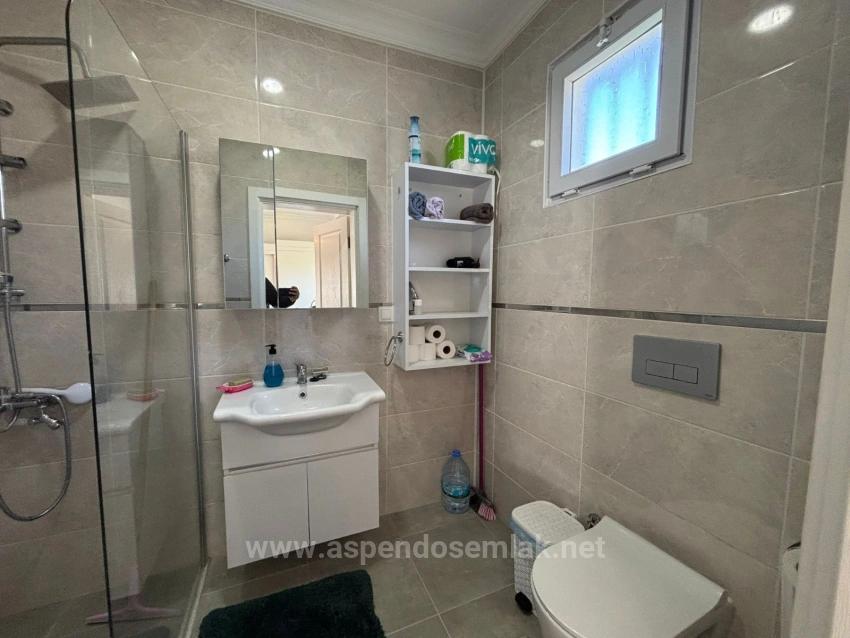 Okçular'da 459M2 Arsa İçerisinde 2+1 Satılık Tek Katlı Ev