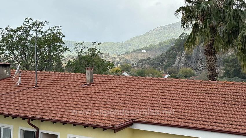 Dalyan'da 30 Odalı Kanala Yakın Satılık Otel