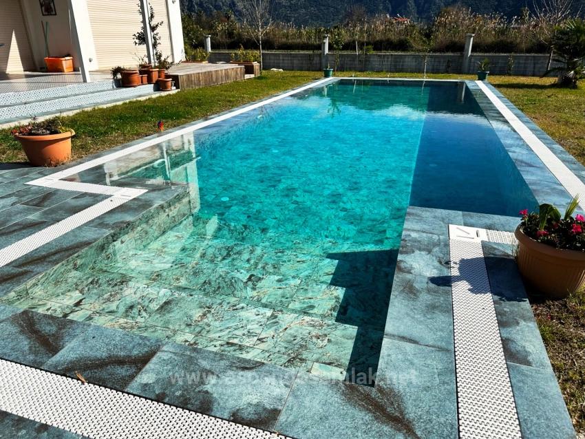 Dalyan'da 5000M2 Arsa İçinde 3+1 Satılık Villa