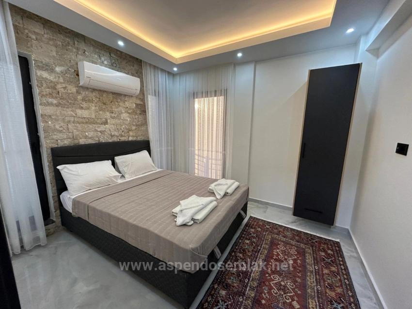 Eskiköy'de 14.136 M2 Tarla İçerisinde 4+1 Satılık Villa