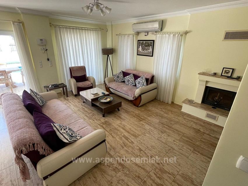 Dalyan Maraş'da Kral Mezarları Manzaralı Satılık Villa