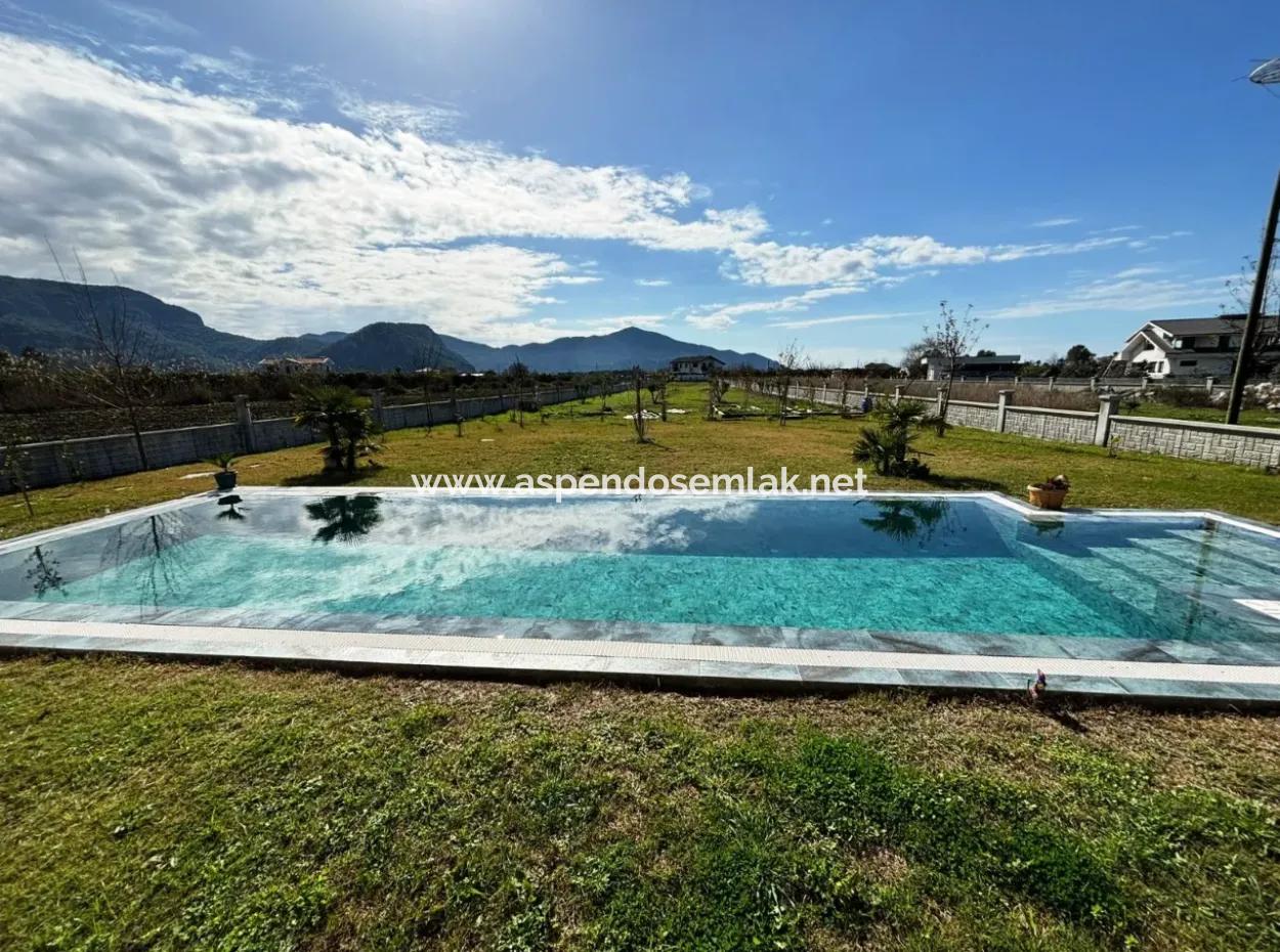 Dalyan Maraşda 5000M2 Arsa İçinde 3+1 Satılık Villa