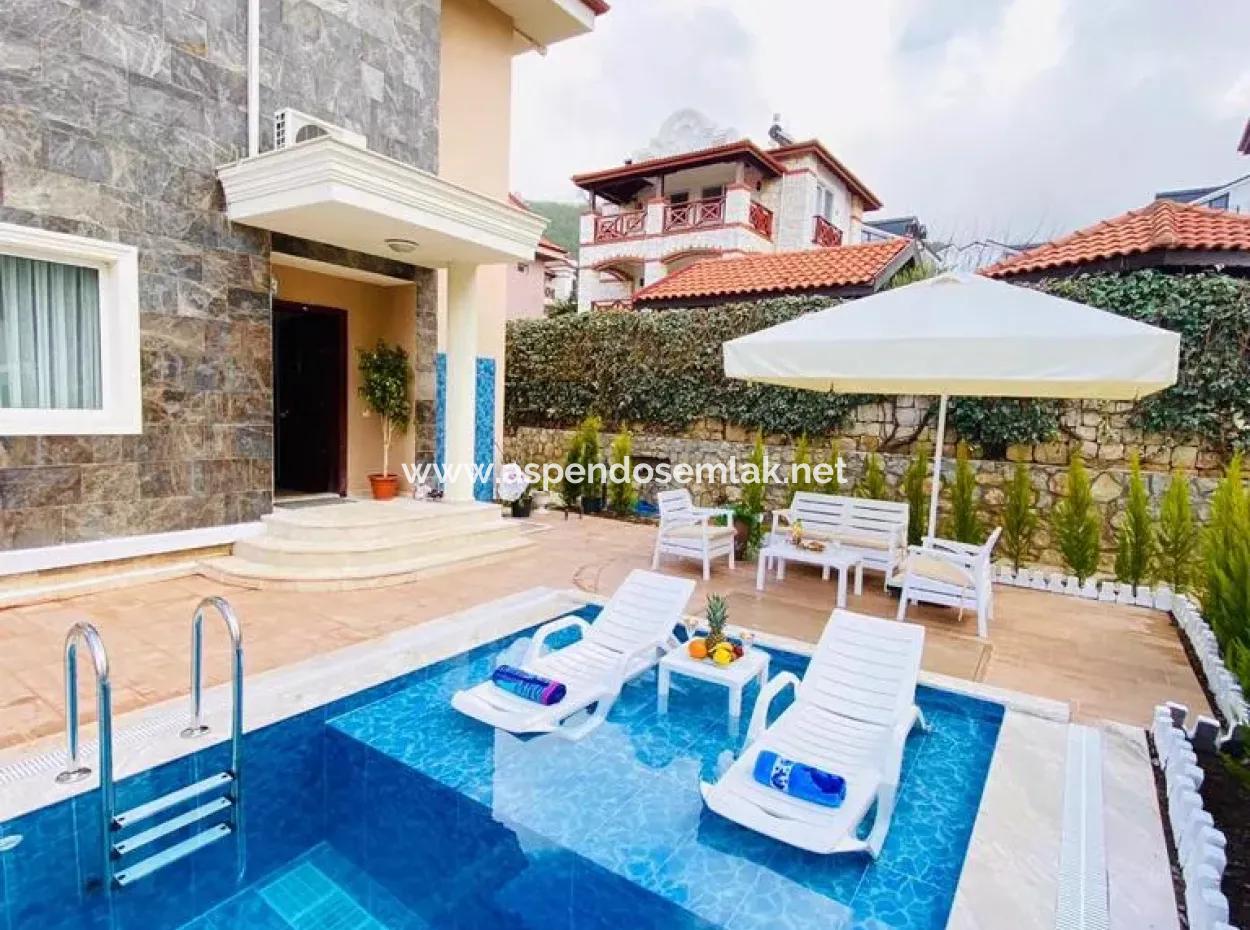 Fethiye Ovacık'ta 4+1 Satılık Villa