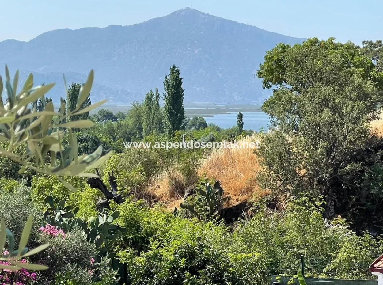 Çandır''da 5+2 Satılık Villa