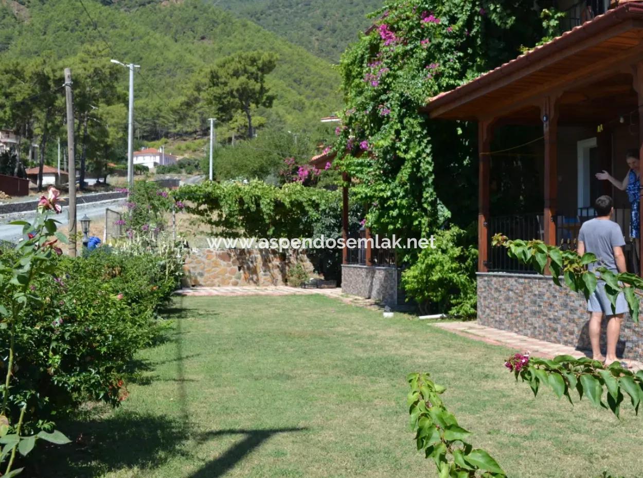 Ekincik'te Deniz Manzaralı Satılık Apart