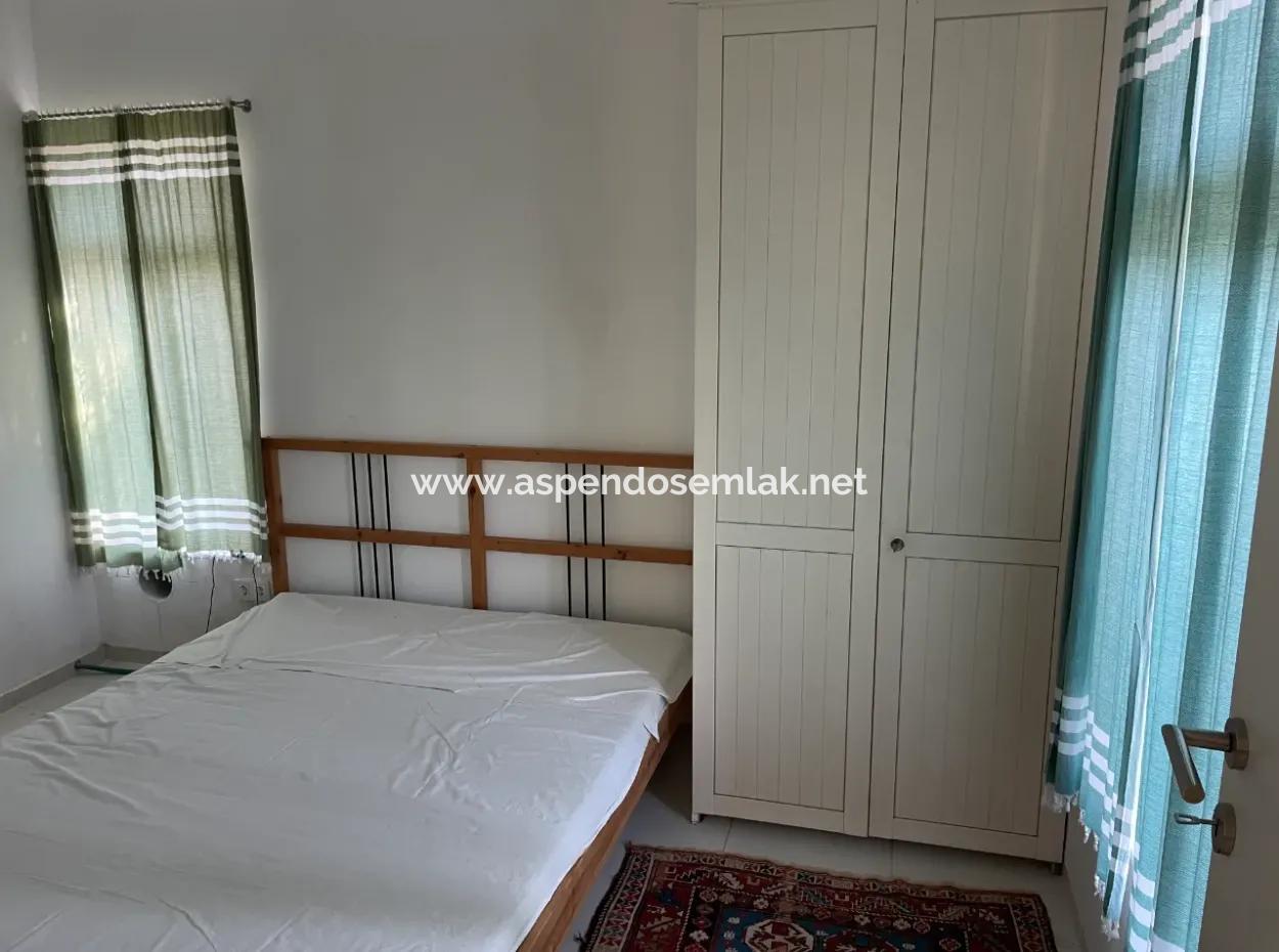 Eskiköy'de 2882 M2 Arsa İçerisinde Müstakil Satılık Tek Katlı Ev